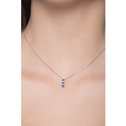 Necklace in 18k white gold with blue sapphires trilogy pendant 2