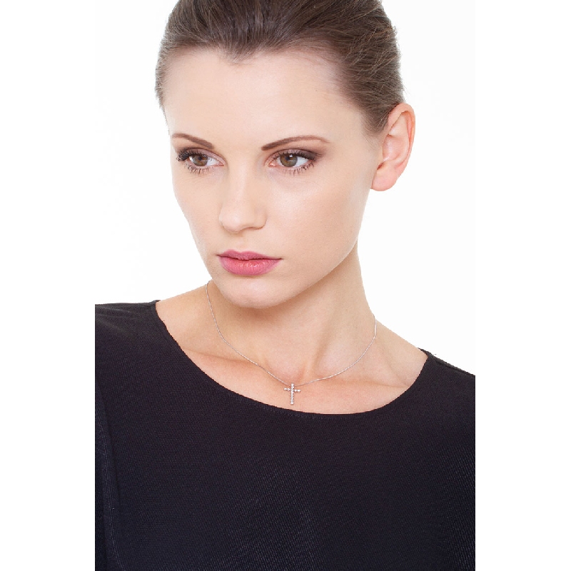 Round cut diamonds cross necklace 