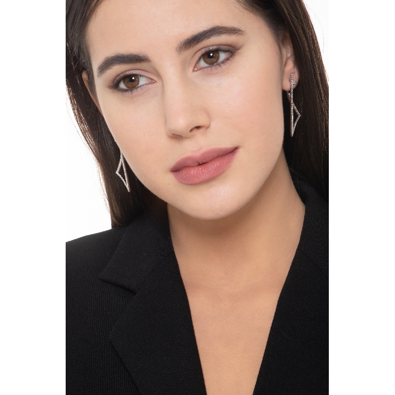 Geometric drop earrings in 18k white gold with diamonds