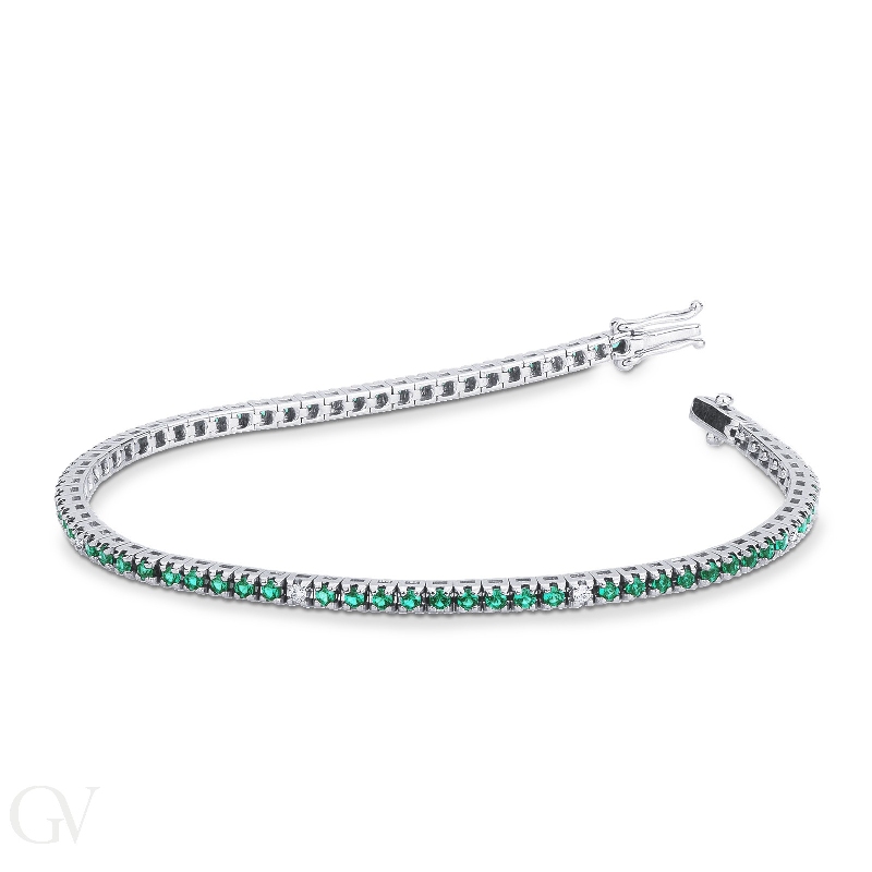 Slim tennis bracelet with emeralds and diamonds