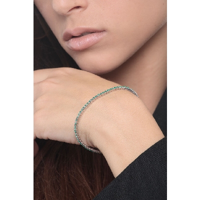 Tennis bracelet with emeralds 