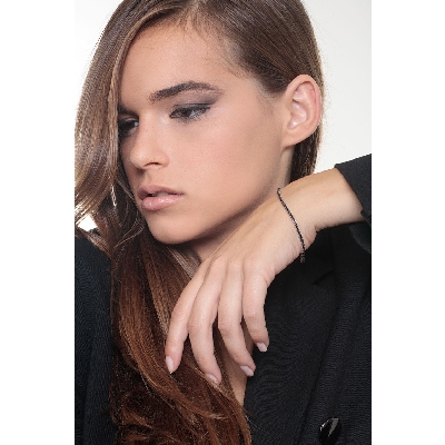 18k white gold tennis bracelet with black diamonds