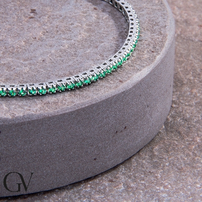 18k white gold Tennis bracelet with emeralds