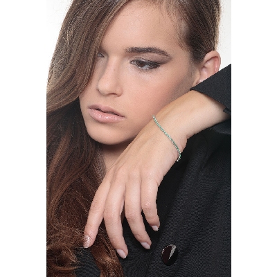 18k white gold Tennis bracelet with emeralds