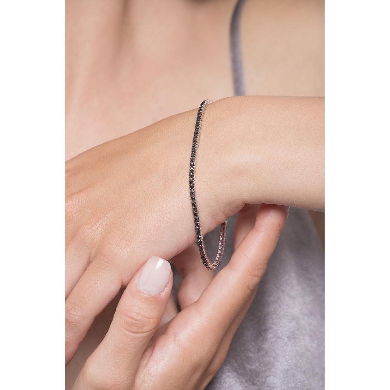 Tennis bracelet in white gold 18k with burnished tips and black diamonds 