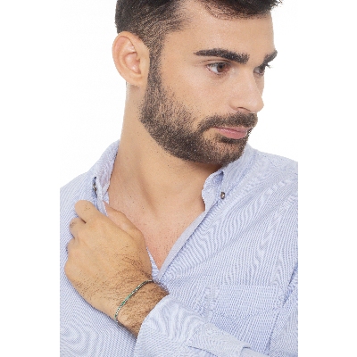 Square daw 18k white gold tennis bracelet with emeralds