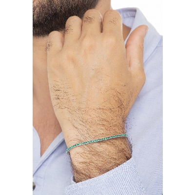 Square daw 18k white gold tennis bracelet with emeralds