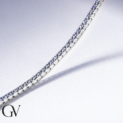 Tennis bracelet in white gold 18k with blue sapphires