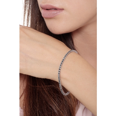 Tennis bracelet in 18k white gold with black diamonds