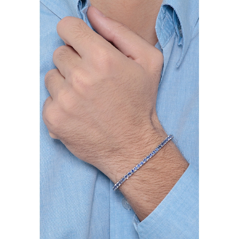 Tennis bracelet in 18k white gold with blue sapphires