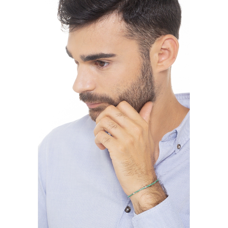 Square links tennis bracelet with round cut diamonds and emeralds