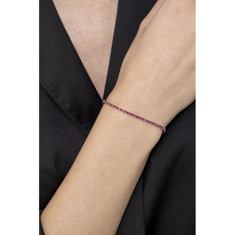 Tennis bracelet in white gold 18k with rubies brilliant cut