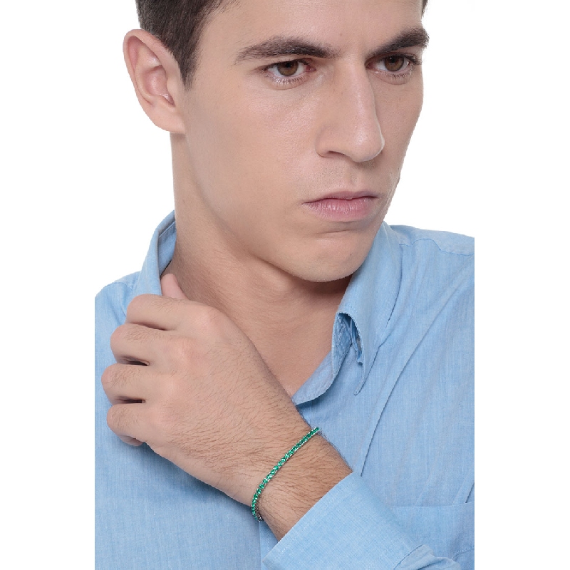 18k white gold tennis bracelet with emeralds 