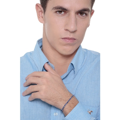 18k white gold tennis bracelet with blue sapphires