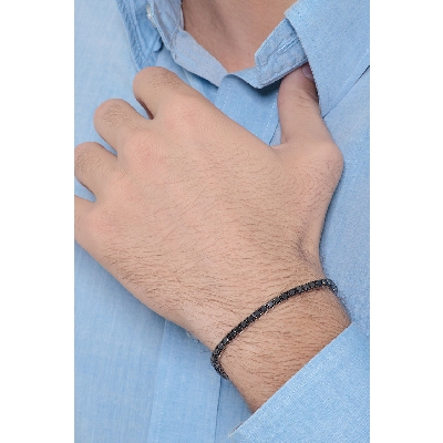 Bracciale Tennis lineare in oro Bianco 18k con diamanti neri e punte brunite