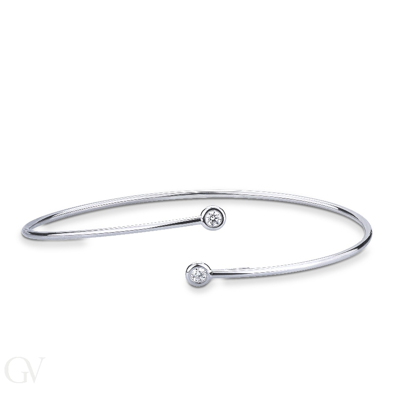 18k white gold contrariè bracelet with two diamonds