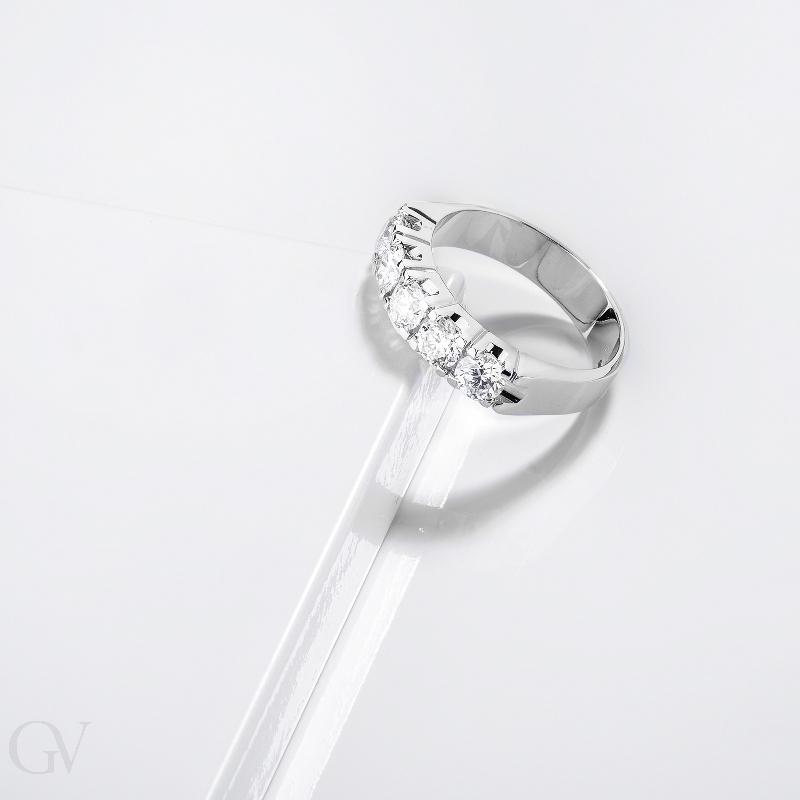 Anello Veretta a 5 pietre in Oro bianco 18k con diamanti ct. 1,20