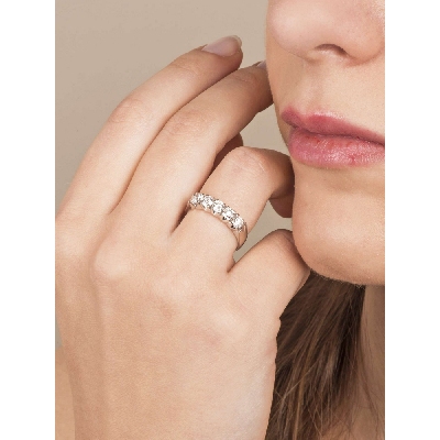 5 diamonds ring in white gold 18k