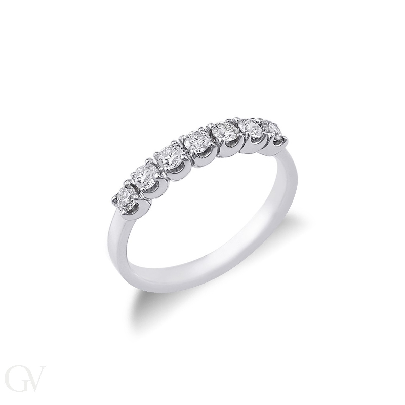 White gold 18k 7 diamonds half eternity ring 0,50 ct 