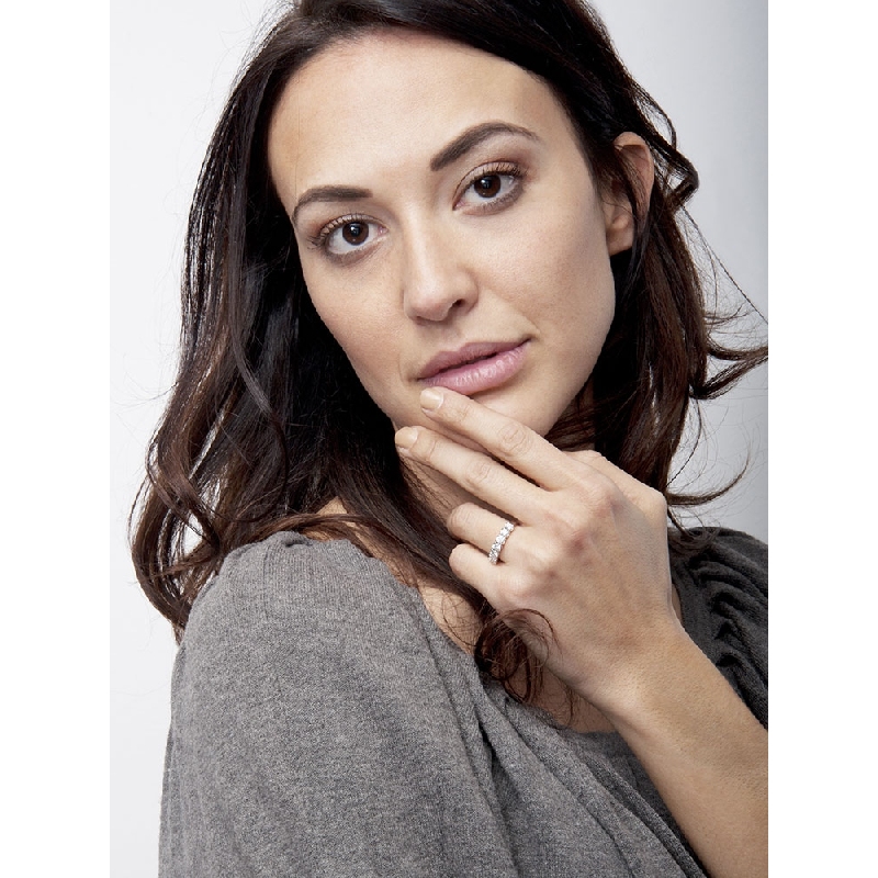 Half eternity ring with 7 diamonds 0,90 ct in white gold 18k