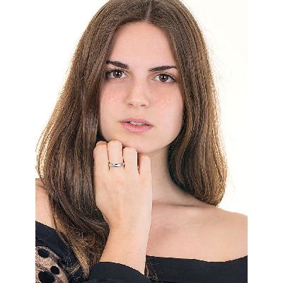 Half channel eternity ring 7 diamonds in white gold 18k ct 0,25 