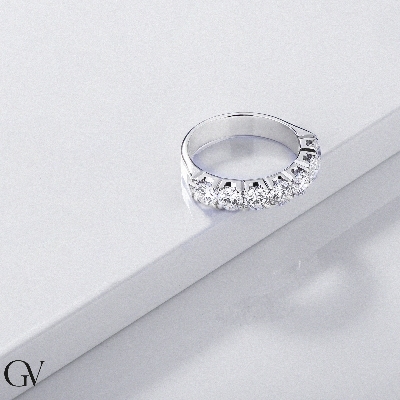 White gold 18k 7 stones diamond half eternity ring 1,80 ct