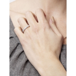 9 diamonds half eternity ring in white gold 18k  2