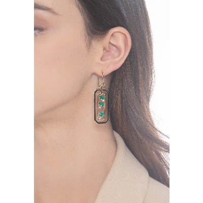 18k yellow gold earrings with emeralds drop cut and diamonds 