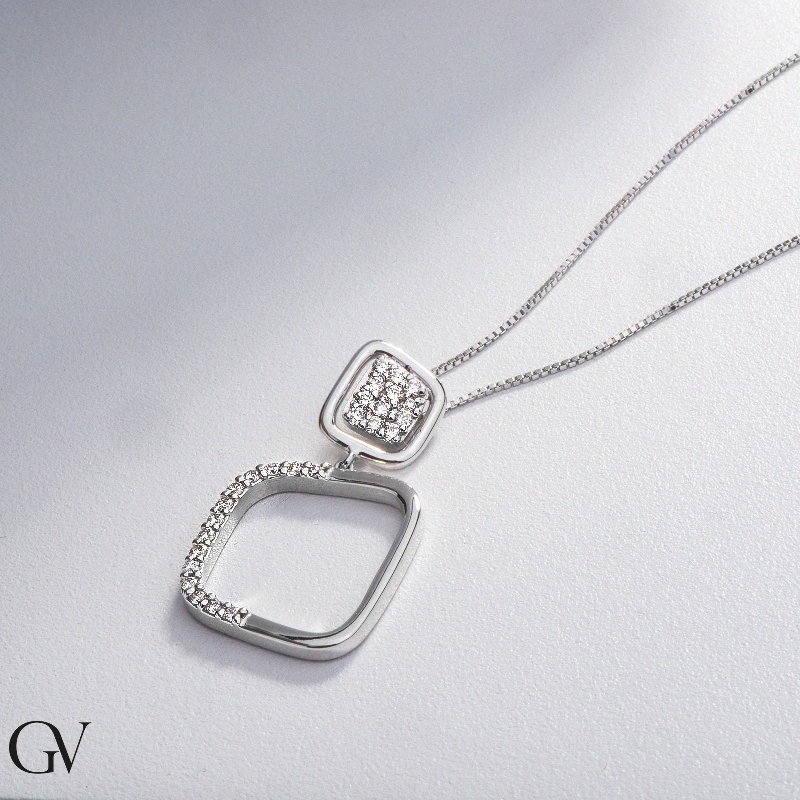 18k white gold double squares pendant with diamonds