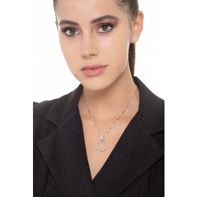 18k white gold double squares pendant with diamonds