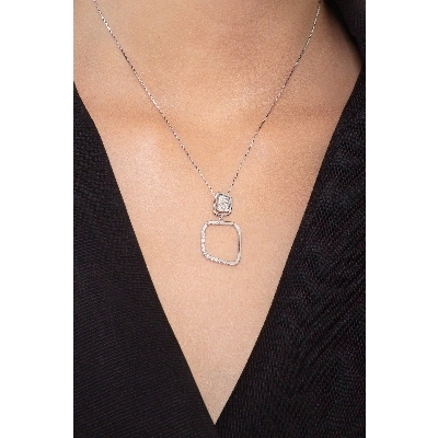 18k white gold double squares pendant with diamonds