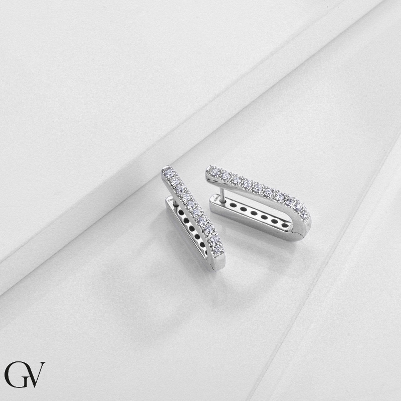 White gold and diamond earrings