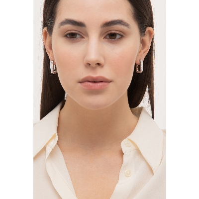 Oval earrings in white gold and diamonds