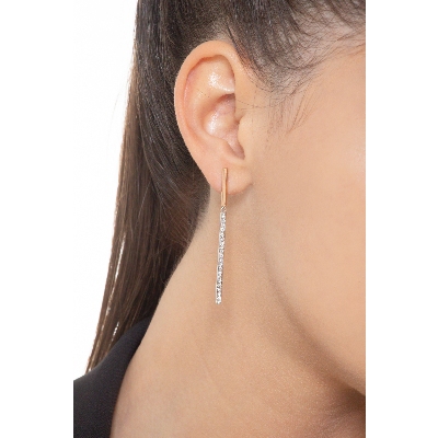 White and rose gold 18k earrings with diamonds on bar pendants