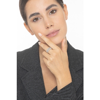 White gold 18k band ring with diamonds pear cut 