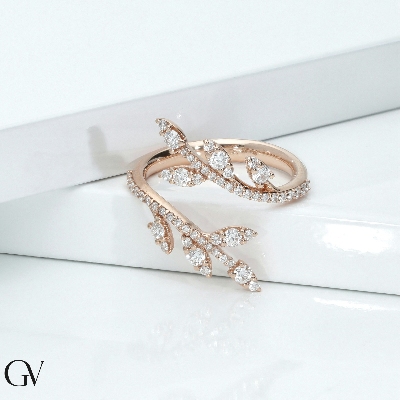 Ring in rose gold 18k with twigs in diamonds