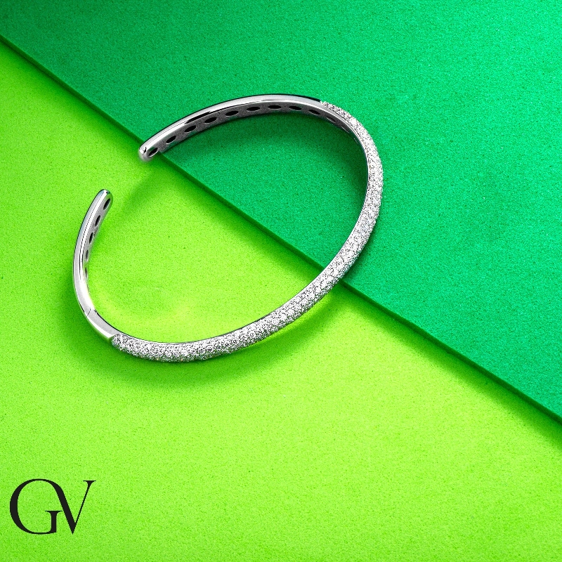 InSCINTILLE Bracciale Rigido Bangle In Acciaio Inossidabile Con Pavé Di Strass - Colore Oro, Diametro 6 Cm, Chiusura A Incastro