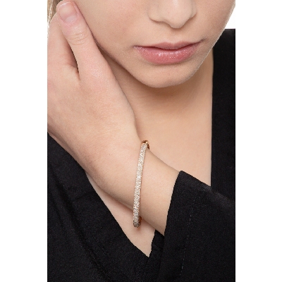 Bracciale rigido in oro rosa 18k con pavè di diamanti