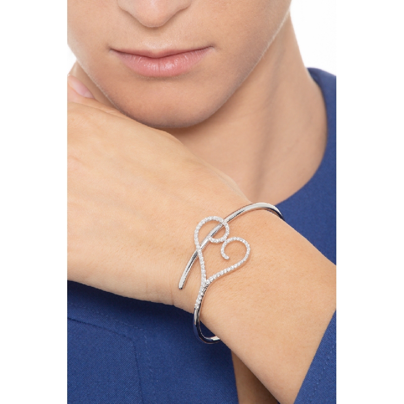 Fancy rigid bracelet with diamond heart in 18k white gold