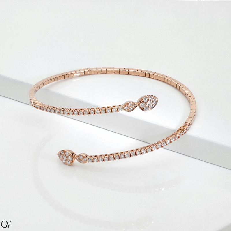 Bracciale semirigido in oro rosa 18k con gocce alle estremità e incastonati diamanti