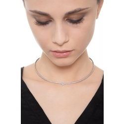 Tennis necklace with central diamond 2