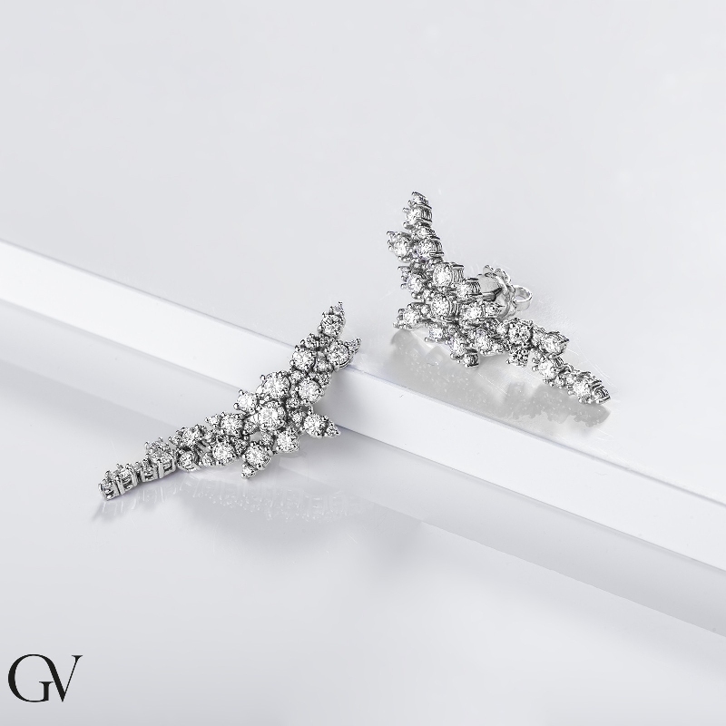 White gold 18k drop earrings with diamonds 