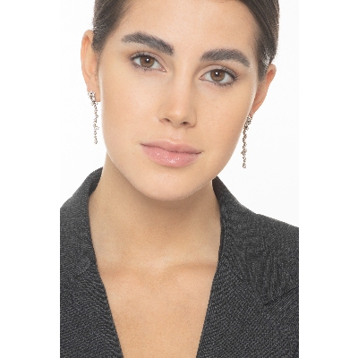 Orecchini pendenti in oro bianco 18k con diamanti a cascata