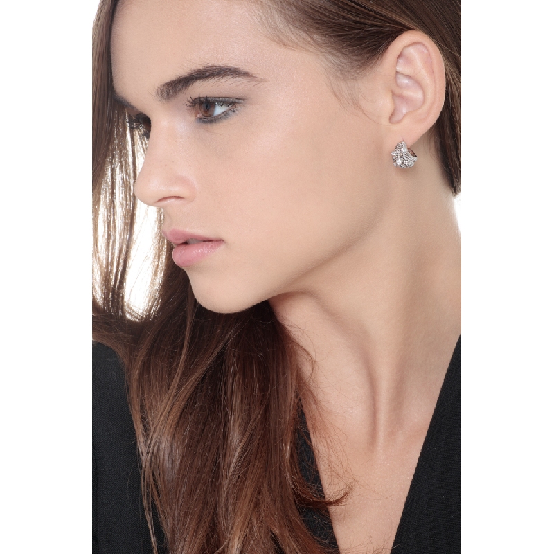 Fancy earrings in 18k white gold with diamonds
