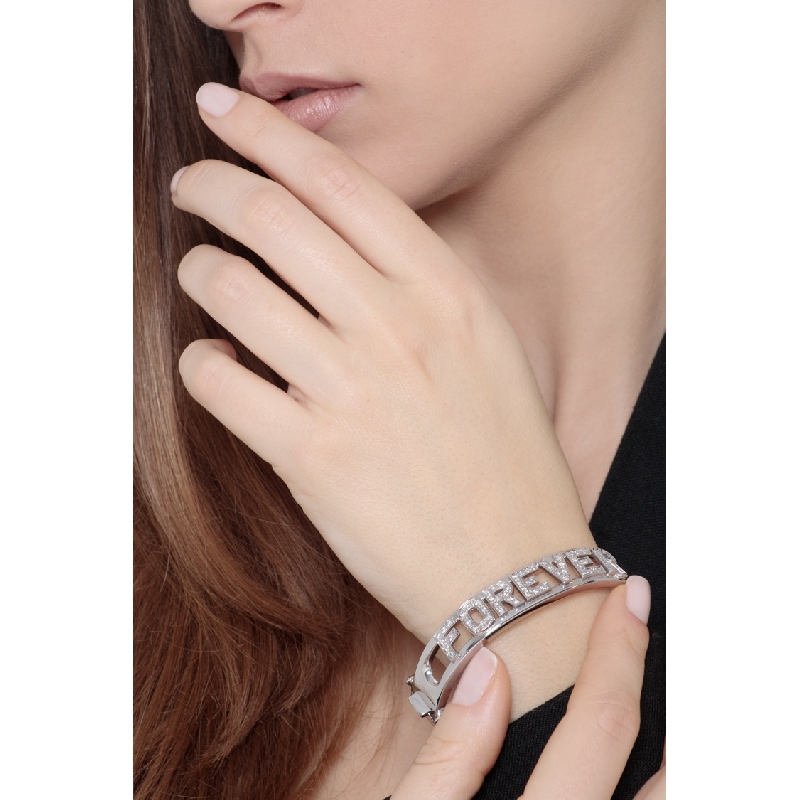 18k white gold rigid bracelet with Forever and diamonds