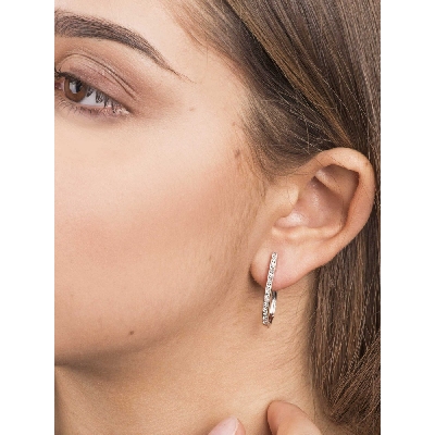 Oval diamonds earrings in white gold 18k