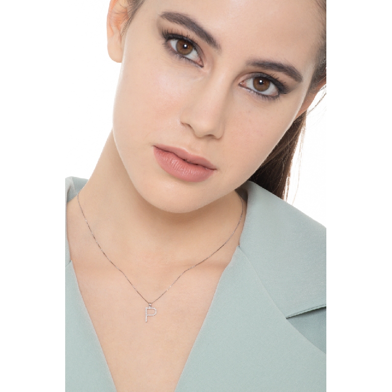 Collana lettera P in oro bianco 18k con diamanti, 1 cm