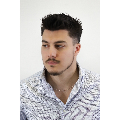 18k white gold chain with textured links