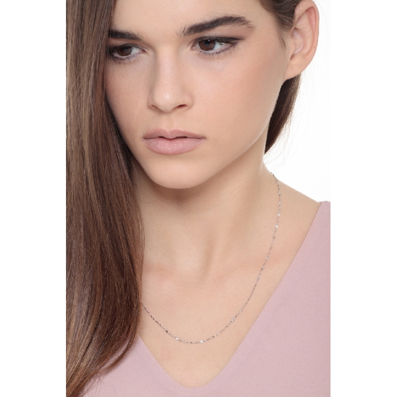 18k white gold chain with textured links