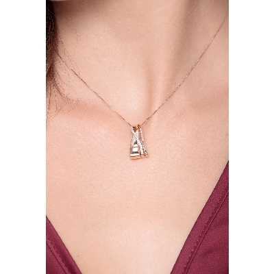 18k white and rose gold bands pendant with diamonds